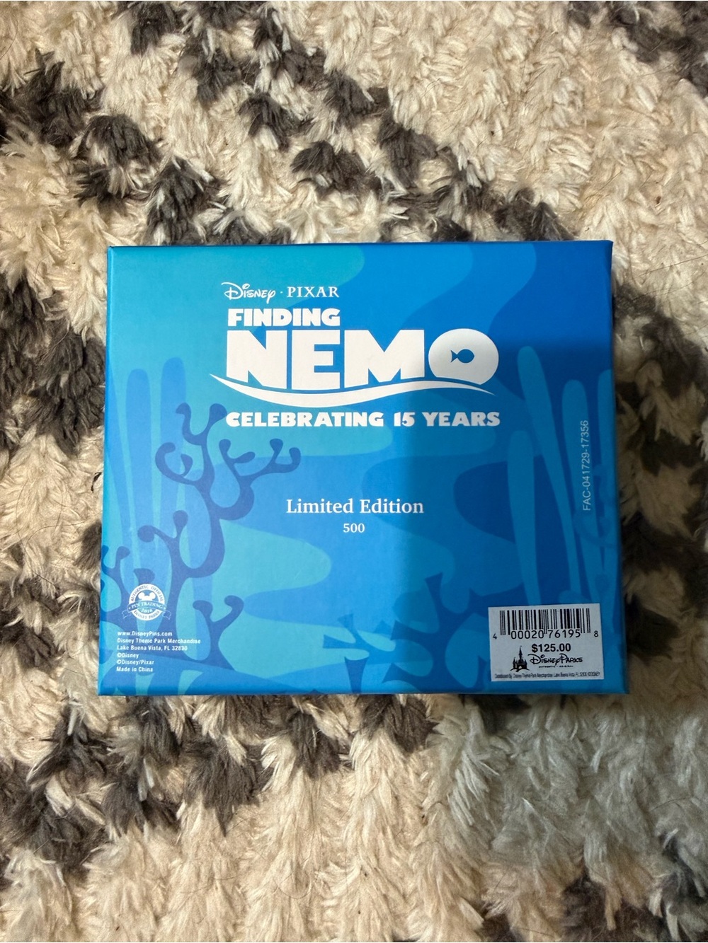 Disney Finding Nemo Pin Set - Picture 2 of 3
